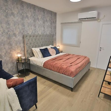 נתניה Cozy And Stylish 1-Bedroom Apartment מראה חיצוני תמונה