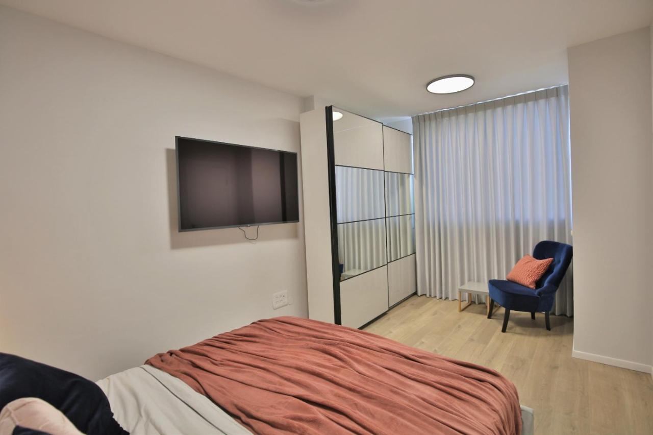 נתניה Cozy And Stylish 1-Bedroom Apartment מראה חיצוני תמונה